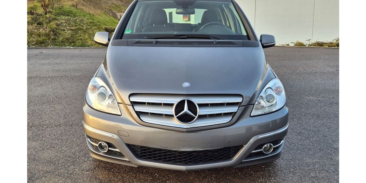 Mercedes-Benz B 180 258.000 km 3.889 &euro; Heimsheim 71296