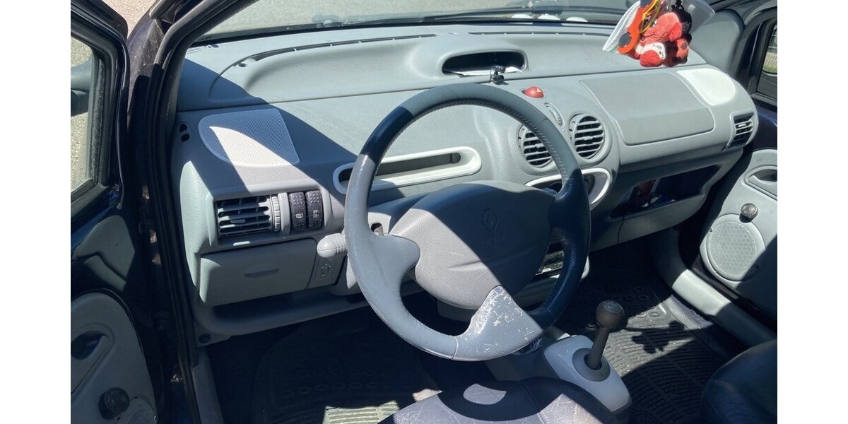 Renault Twingo 148.000 km 1.800 € Ditzingen 71254