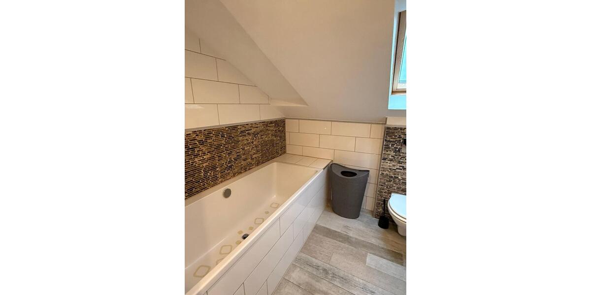 Dachgeschoßwohnung Waiblingen Bittenfeld - 1.5 Zimmer, 50 m&sup2;, 1.000&euro; | Angebot:25421280