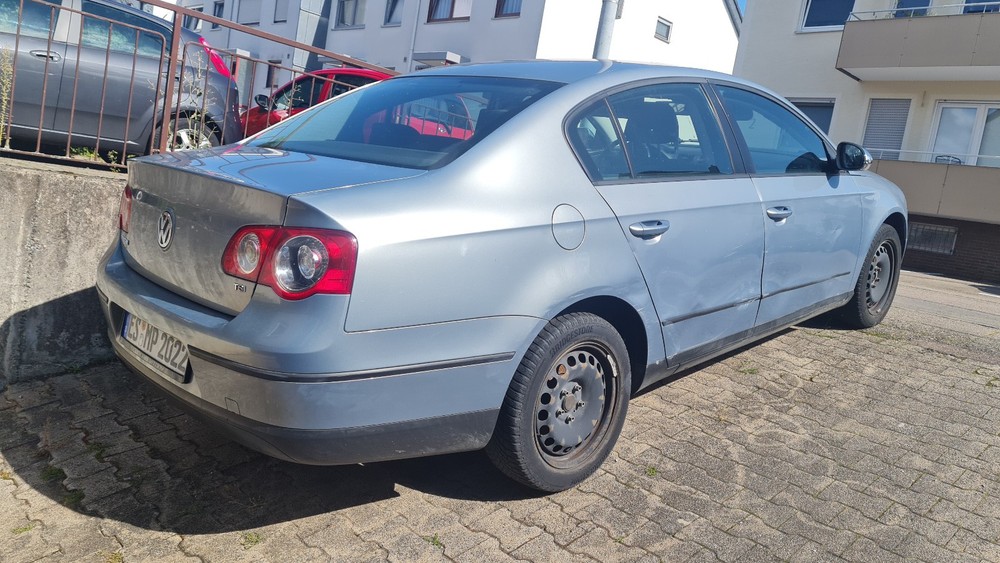 VW Passat 171.000 km 2.499 € Filderstadt 70794