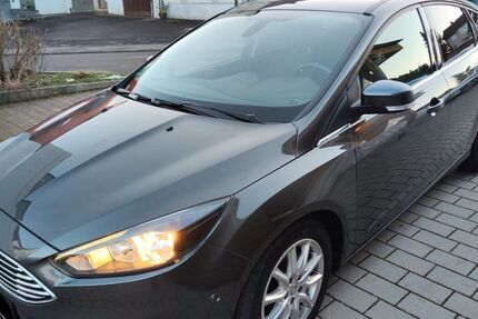 Ford Focus 79.000 km 12.000 &euro; Aichwald 73773