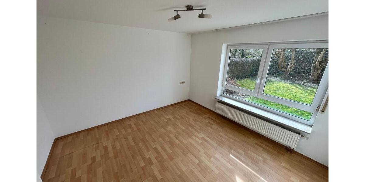Etagenwohnung Weinstadt - 3 Zimmer, 86 m&sup2;, 300.000&euro; | Angebot:27096386