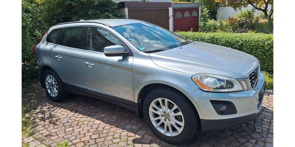 Volvo XC60 327.000 km 4.700 &euro; Kirchheim 73230