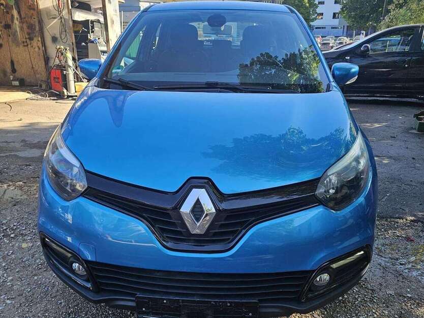 Renault Captur 149.800 km 6.250 € Stuttgart 70376