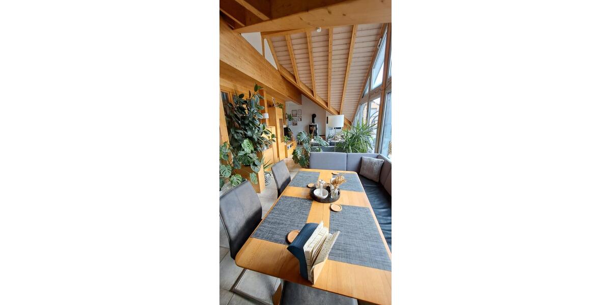 Dachgeschoßwohnung Leonberg - 3 Zimmer, 95 m&sup2;, 1.150&euro; | Angebot:26623416