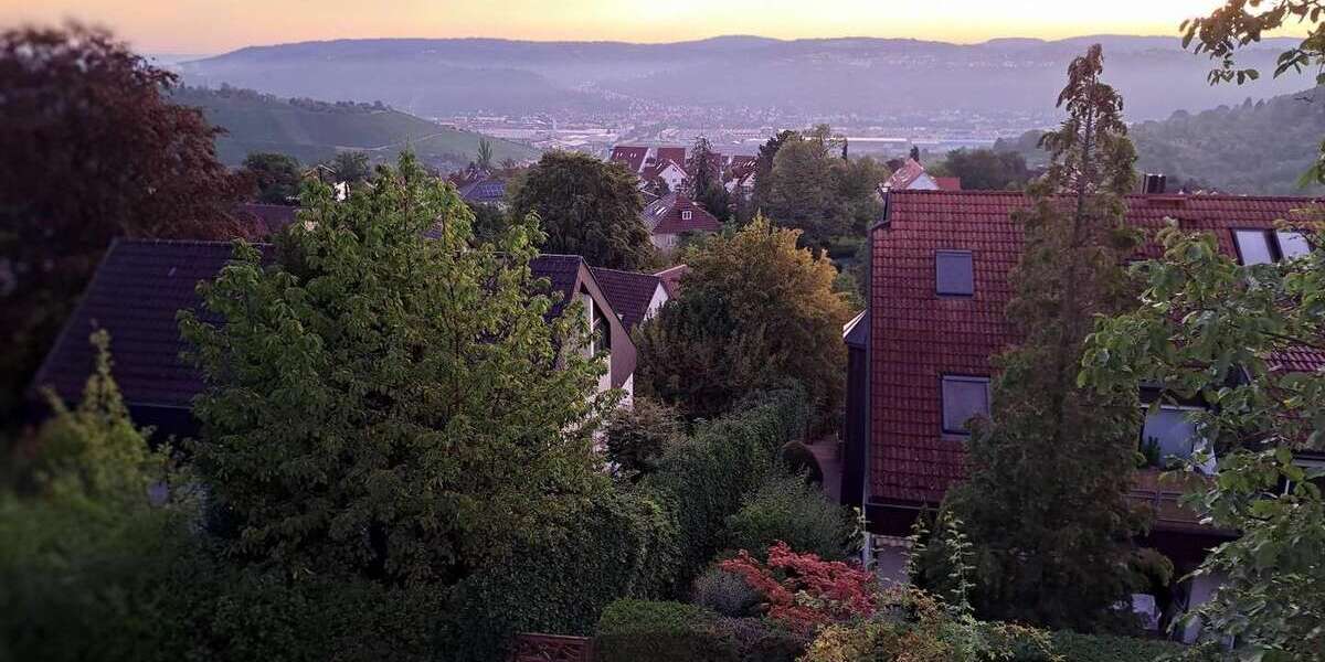 Haus zum Kaufen in Stuttgart 790.000 € 135.78 m² 5 zimmer