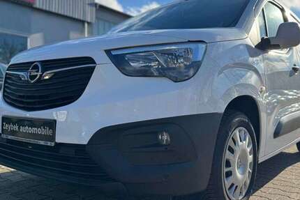 Opel Combo 26.500 km 12.900 € Ebersbach An Der Fils 73061