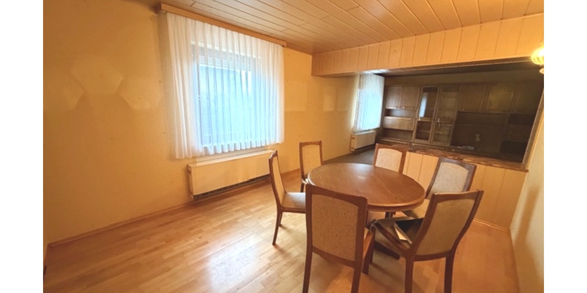 Einfamilienhaus mit Modernisierungsbedarf in zentraler Lage von Marbach - Einfamilienhaus Marbach am Neckar Marbach | Angebot:24976626