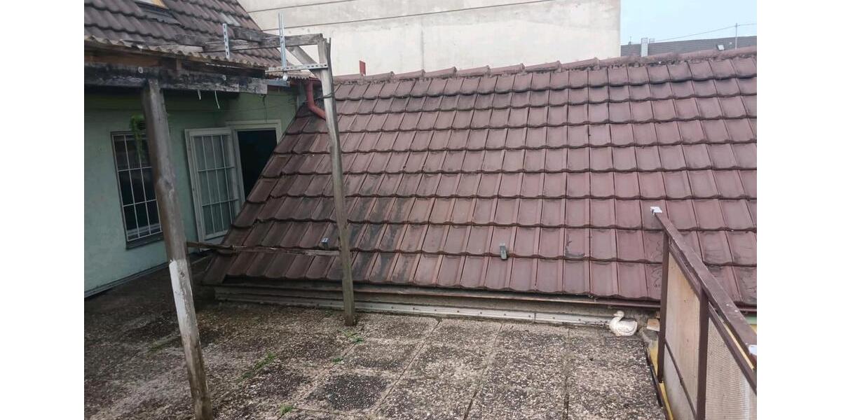 Einfamilienhaus Nürtingen - 13 Zimmer, 210 m&sup2;, 430.000&euro; | Angebot:27226507