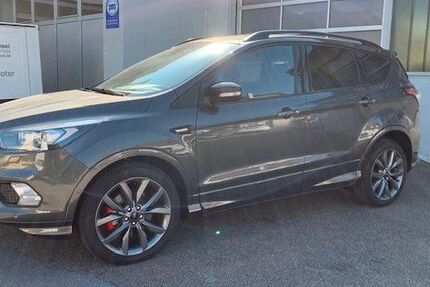 Ford Kuga 61.990 km 22.400 &euro; Ditzingen 71254