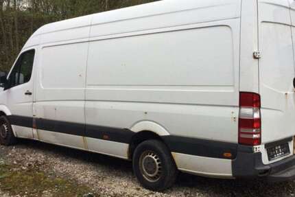 Mercedes-Benz Sprinter 296.500 km 2.500 &euro; Metzingen 72555