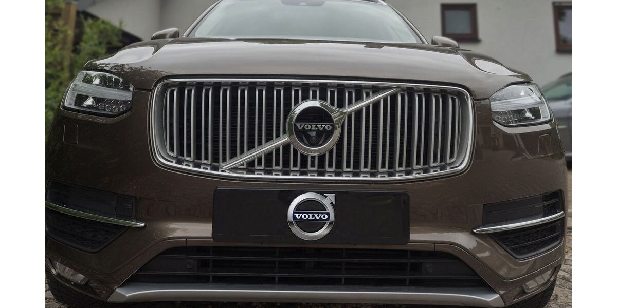 Volvo XC90 162.836 km 28.850 &euro; Bietigheim-Bissingen 74321