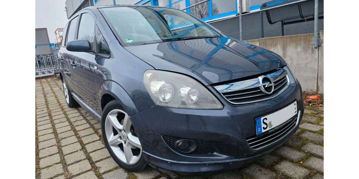 Opel Zafira 166.000 km 3.999 &euro; Holzgerlingen 71088