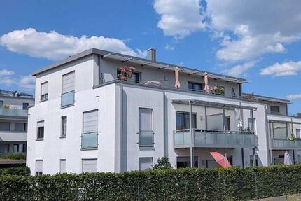 NEUBAU - Barrierefreie 2-Zimmer-Whg mit Südterrasse und Gartenanteil