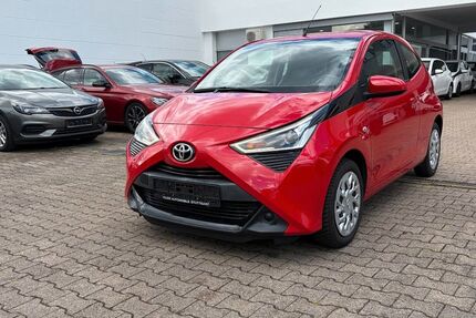 Toyota Aygo (X) 83.647 km 7.695 &euro; Stuttgart 70597