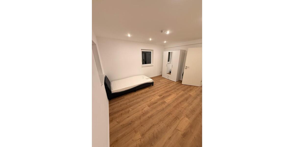 Erdgeschoßwohnung Kirchheim unter Teck - 1 Zimmer, 88 m&sup2;, 500&euro; | Angebot:25899649