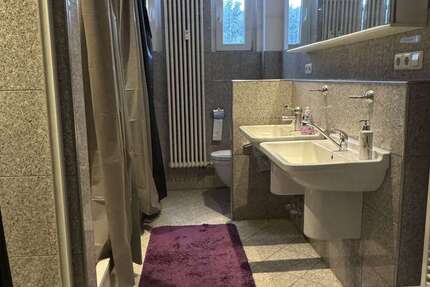 Gastronomie in Korntal-Münchingen 449.000 € 253 m² zimmer