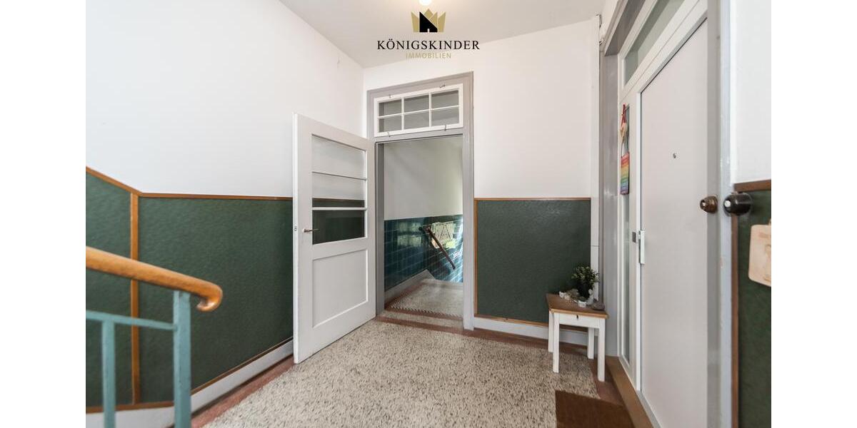 Etagenwohnung Stuttgart Bad Cannstatt - 4 Zimmer, 140 m&sup2;, 1.750&euro; | Angebot:26585778