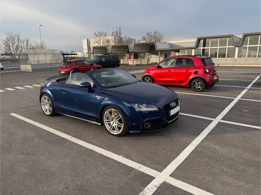 TT