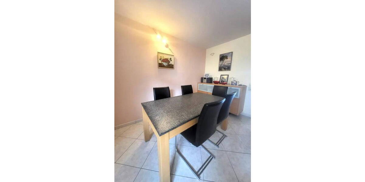 Reihenmittelhaus Stuttgart Feuerbach - 4 Zimmer, 110 m&sup2;, 679.000&euro; | Angebot:26253573