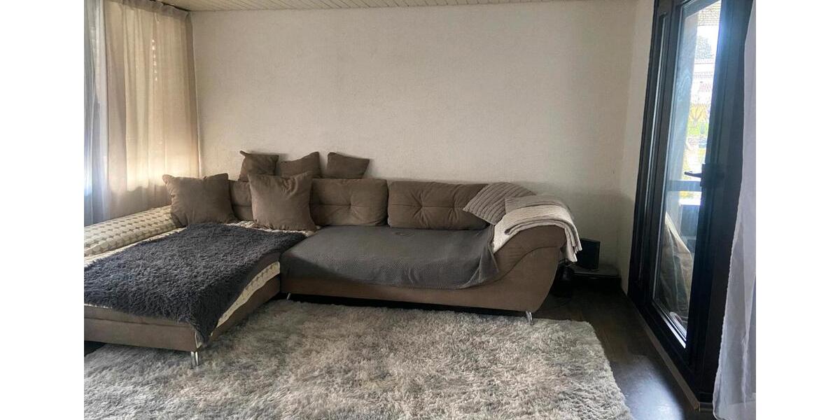 Dachgeschoßwohnung Wernau (Neckar) - 3 Zimmer, 75 m&sup2;, 199.000&euro; | Angebot:23712418