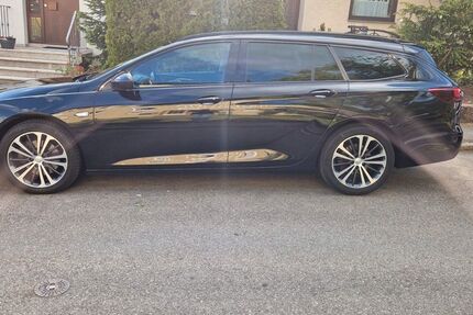 Opel Insignia 157.000 km 12.300 &euro; Böblingen 71032