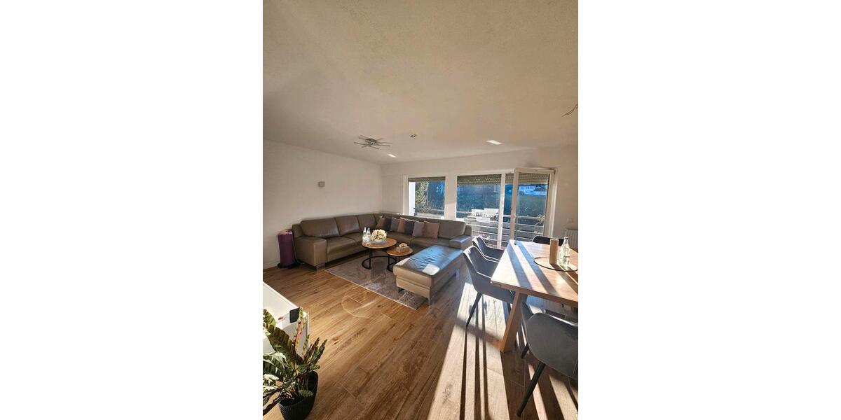 Reihenhaus Esslingen am Neckar Hegensberg - 6 Zimmer, 120 m&sup2;, 620.000&euro; | Angebot:25253485