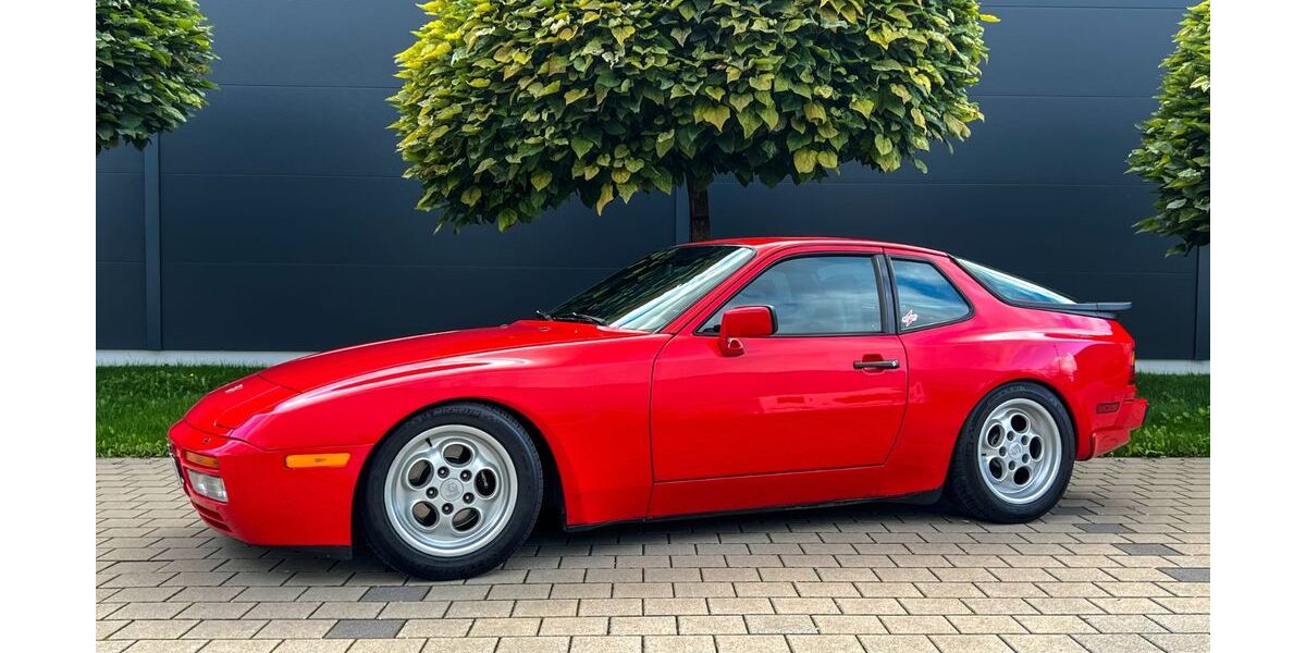 Porsche 944 179.850 km 27.450 € Benningen 71726