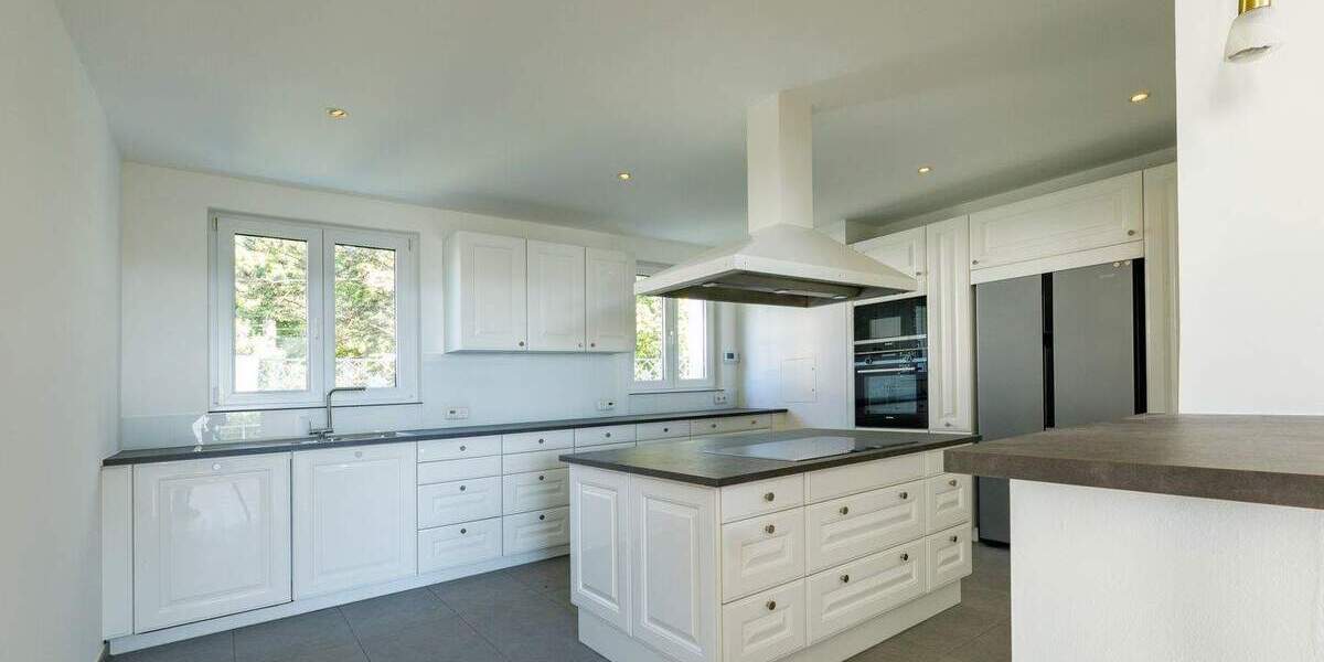 Mehrfamilienhaus, Wohnhaus Stuttgart Degerloch - 9 Zimmer, 411 m&sup2;, 2.290.000&euro; | Angebot:26143009