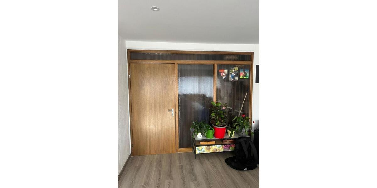 Doppelhaushälfte Nürtingen - 6 Zimmer, 219 m&sup2;, 550.000&euro; | Angebot:26074031