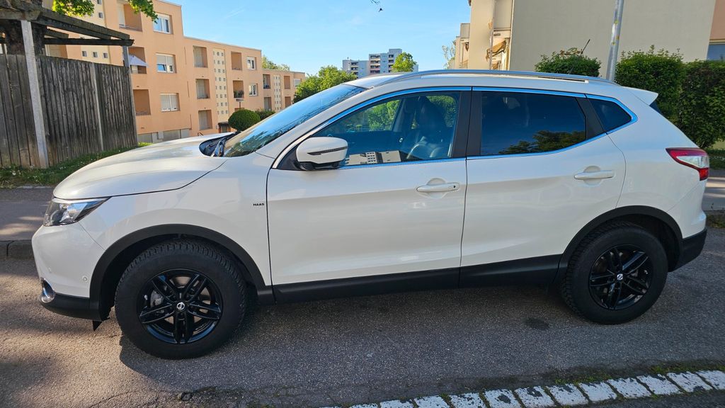 Nissan Qashqai 147.000 km 12.800 &euro; Stuttgart 70437