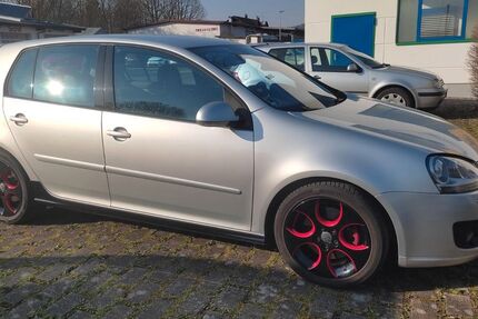 VW Golf 194.000 km 4.200 &euro; Mittelbrüden 71549