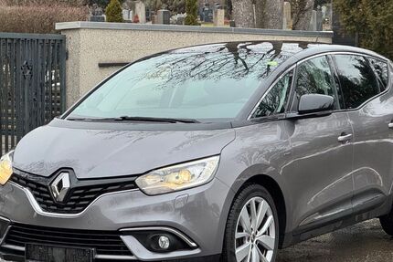 Renault Scenic 146.688 km 8.999 &euro; Stuttgart 70374