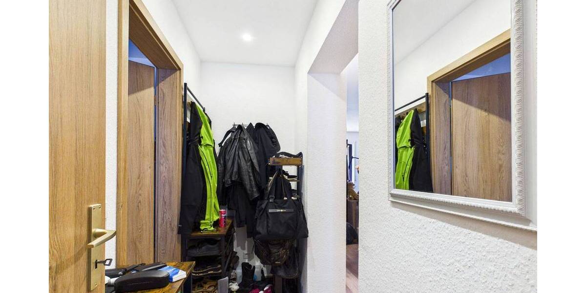 Etagenwohnung Bad-Cannstatt Bad Cannstatt - 3 Zimmer, 87 m&sup2;, 1.615&euro; | Angebot:26417581