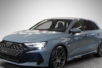 Audi RS3 9.999 km 62.950 &euro; Stuttgart 70563