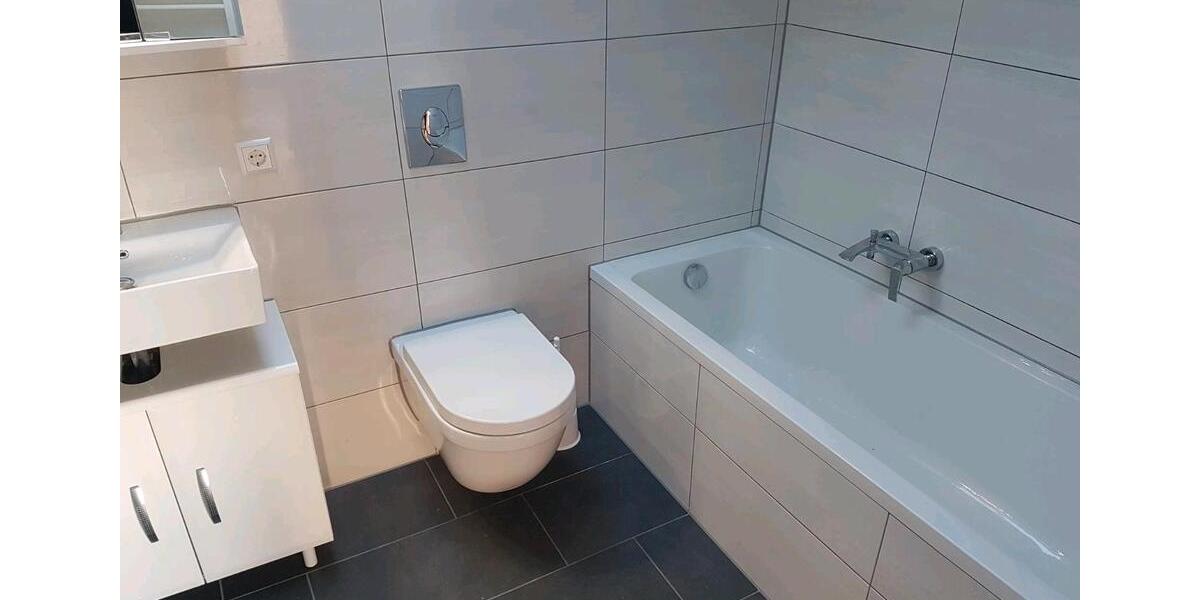 Dachgeschoßwohnung Stuttgart Neuwirtshaus - 2.5 Zimmer, 59 m&sup2;, 235.000&euro; | Angebot:26920779
