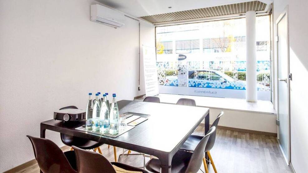 Gut ausgestattetes Büro nähe Berliner Platz - All-in-Miete