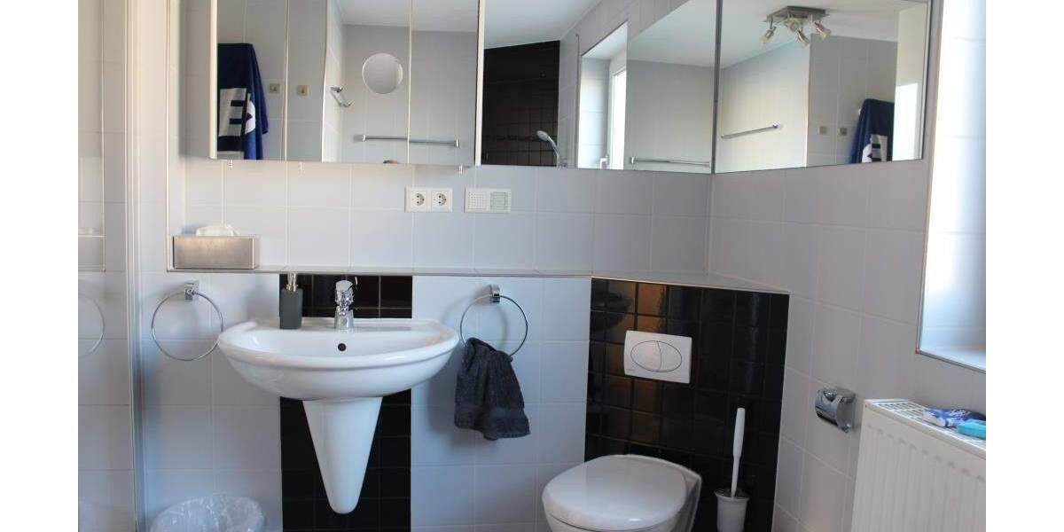 Etagenwohnung Nufringen - 3 Zimmer, 101 m&sup2;, 1.370&euro; | Angebot:24667053