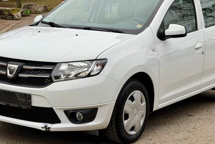 Dacia Sandero 78.000 km 2.980 &euro; Stuttgart 70469