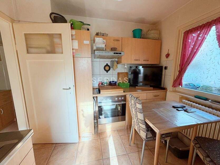 Attraktives 4-Familienhaus in zentraler Lage von Stuttgart-Obertürkheim 1 zimmer