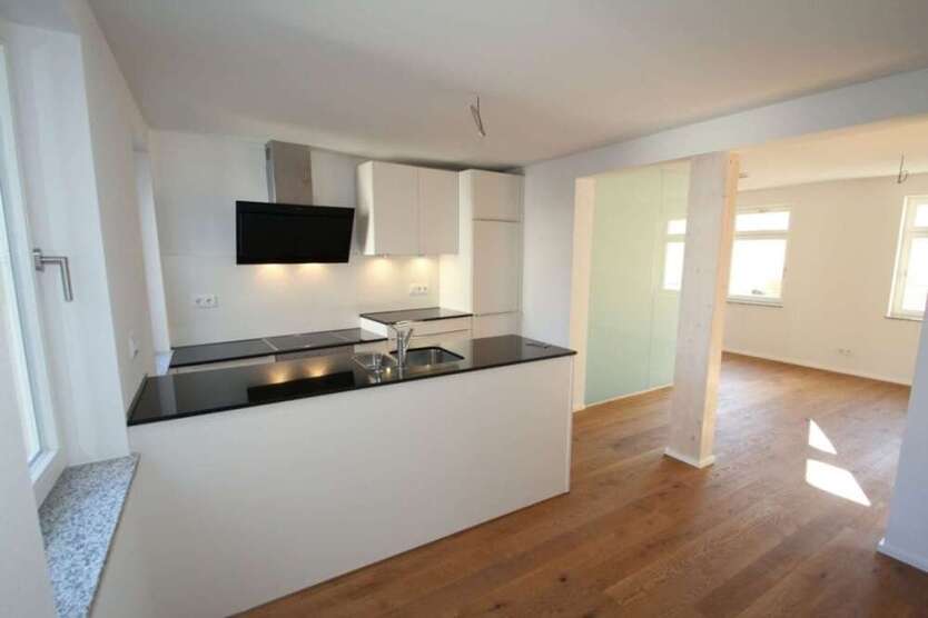 Wohnung zum Mieten in Reutlingen 1.390 € 114 m²