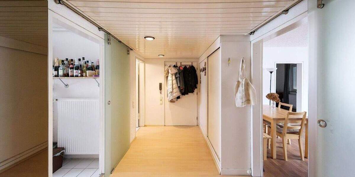 Etagenwohnung Stuttgart Mitte - 5 Zimmer, 115 m&sup2;, 495.000&euro; | Angebot:25605361