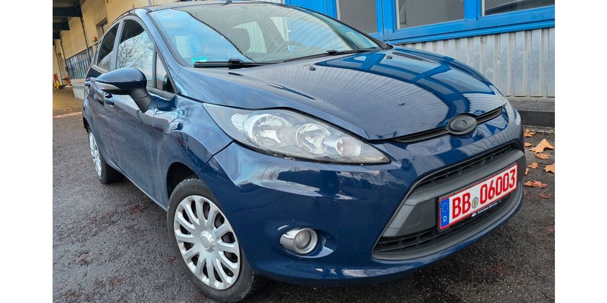 Ford Fiesta 144.000 km 3.200 &euro; Holzgerlingen 71088
