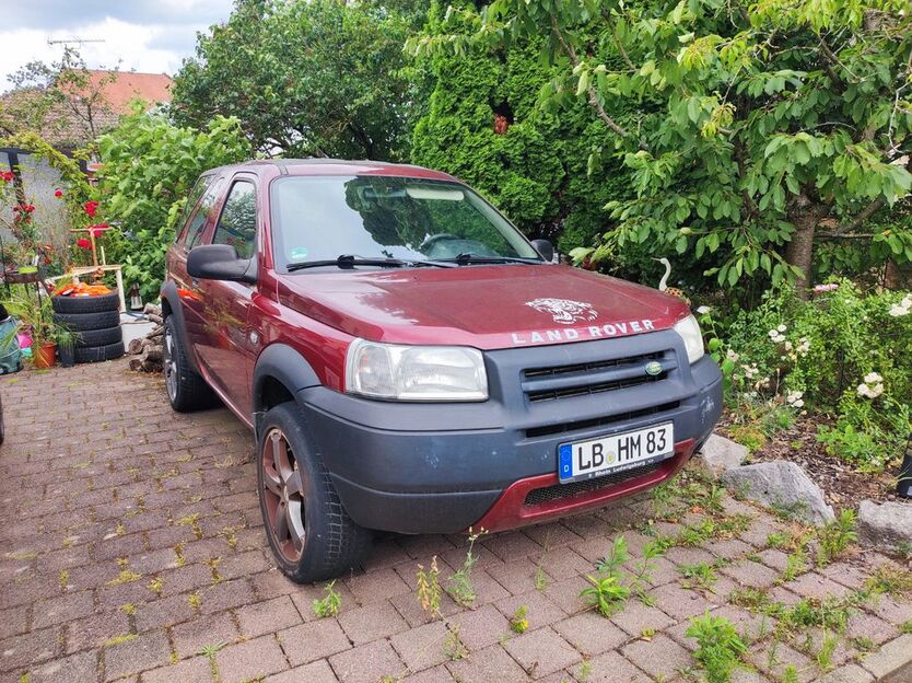Land Rover Freelander 231.656 km 1.799 € Murr 71711