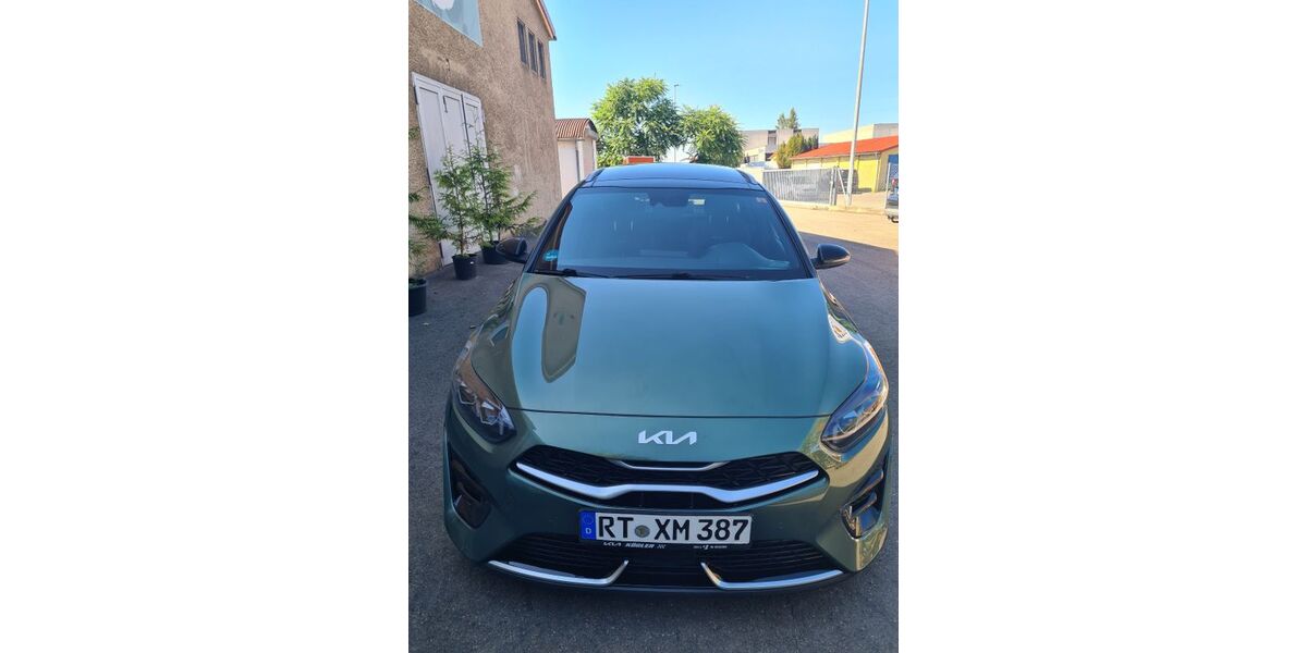 Kia ceed Sportswagon 90.000 km 20.200 &euro; Grafenberg 72661