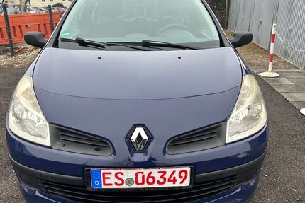 Renault Clio 220.000 km 1.999 &euro; Kirchheim Unter Teck 73230