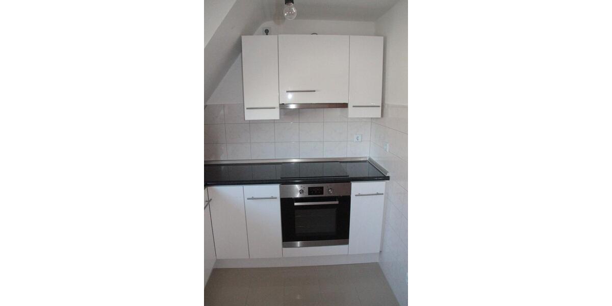 Dachgeschoßwohnung Stuttgart Neuwirtshaus - 3 Zimmer, 56 m&sup2;, 760&euro; | Angebot:26248981
