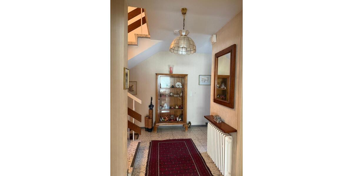 Reihenhaus Backnang - 5.5 Zimmer, 130 m&sup2;, 450.000&euro; | Angebot:26648762