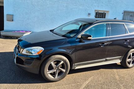 Volvo XC60 258.000 km 8.750 &euro; Rutesheim 71277
