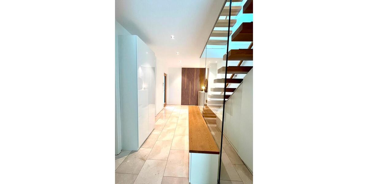 Doppelhaushälfte Ludwigsburg - 5 Zimmer, 205 m&sup2;, 1.490.000&euro; | Angebot:27128077